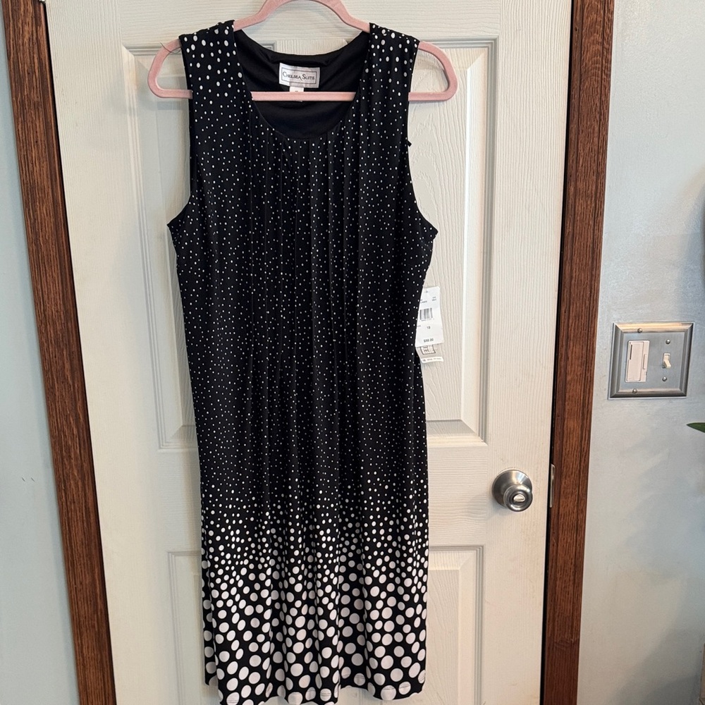 NWT‎ Elegant Black and White Polka Dot Midi Dress